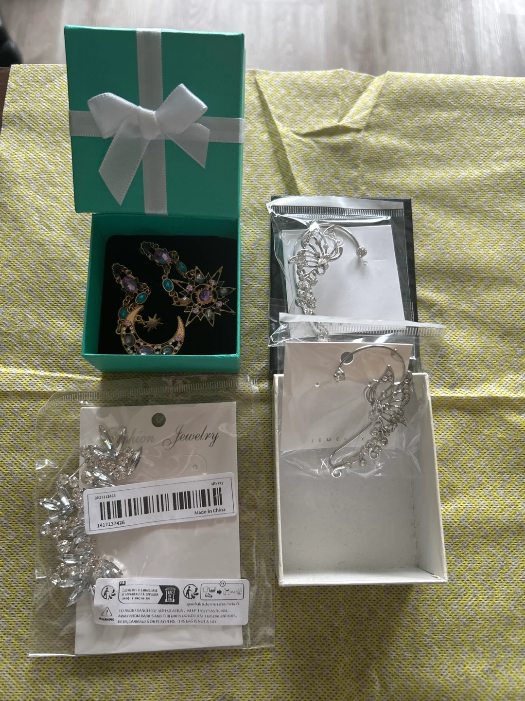 Fashion Jewelry Set - Moon & Star Earrings & Ear Cuffs
