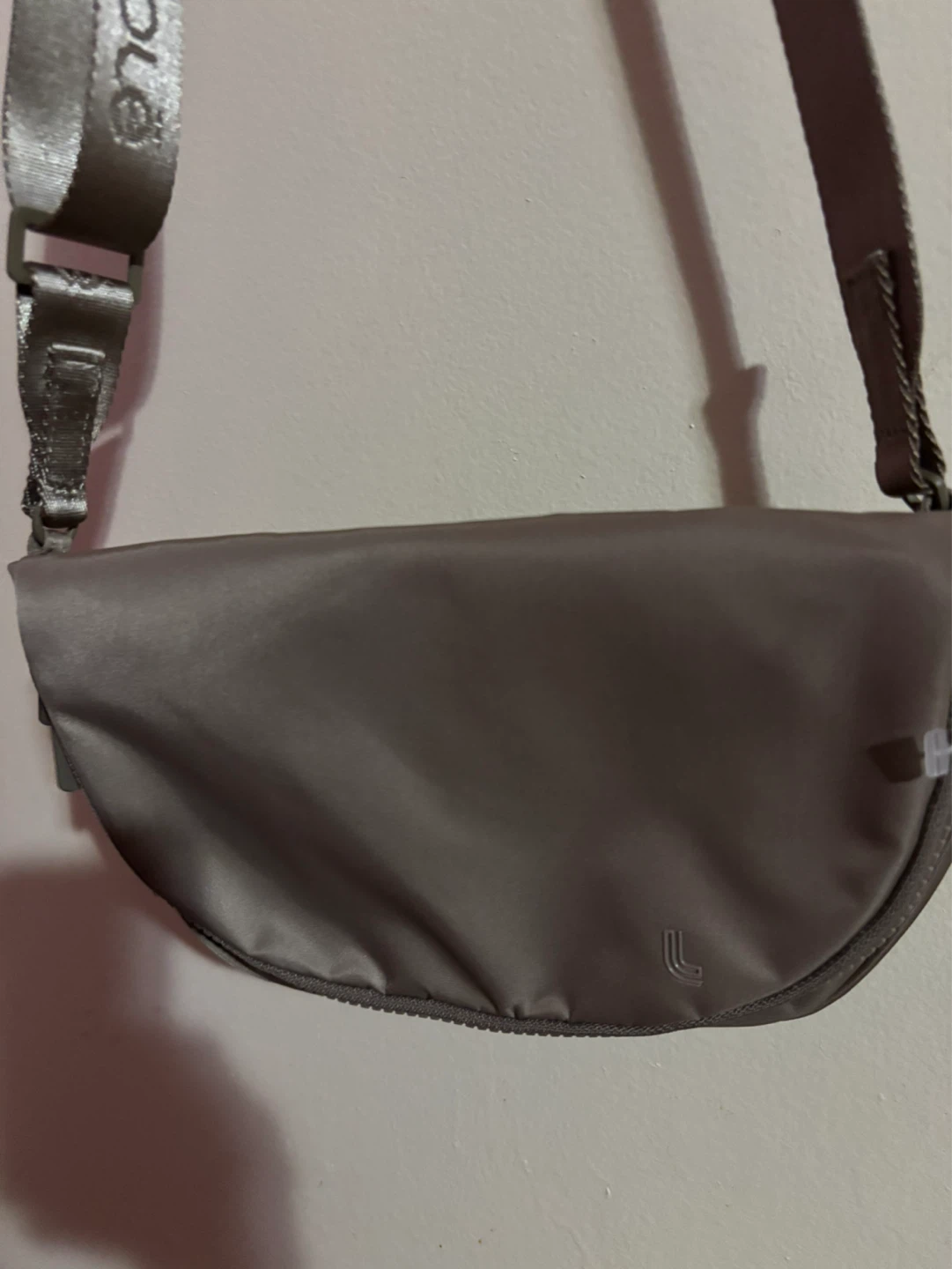 Lole Crossbody Bag - photo 4