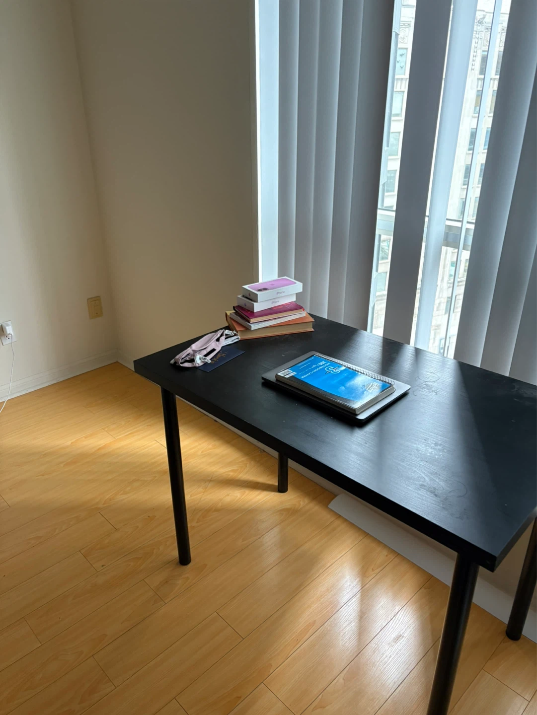 Black Simple Desk - photo 2
