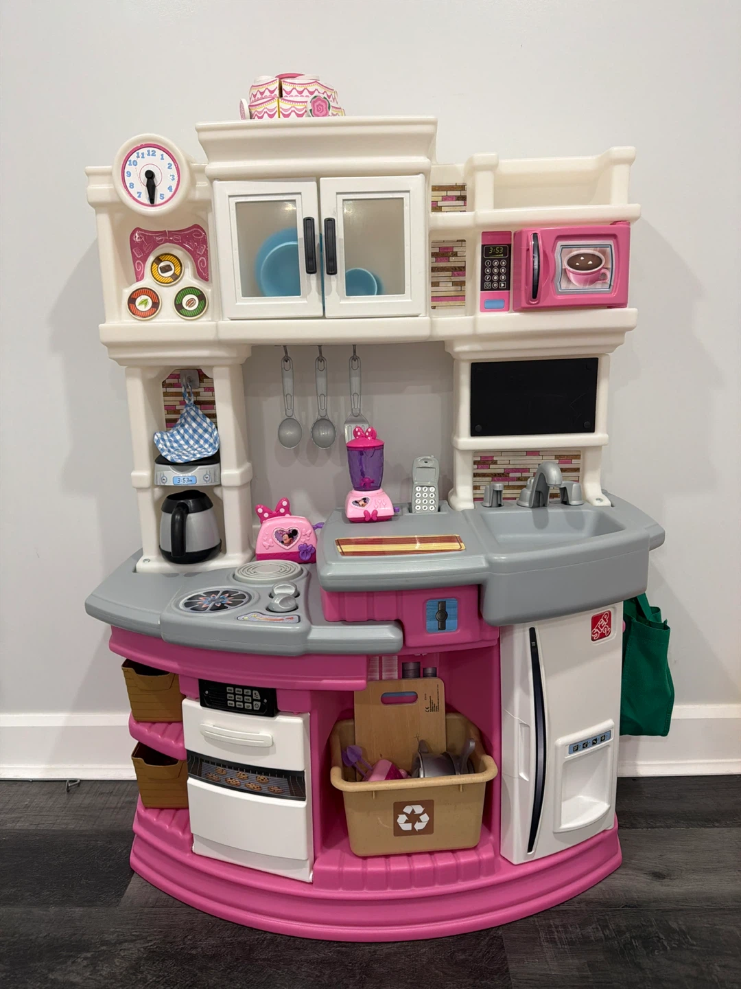 Step2 Play Kitchen - photo 2