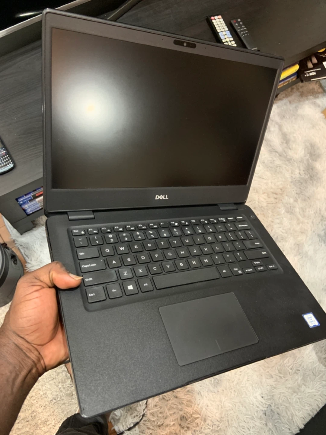 Dell Latitude 3400 core i3 Touch/Face ID