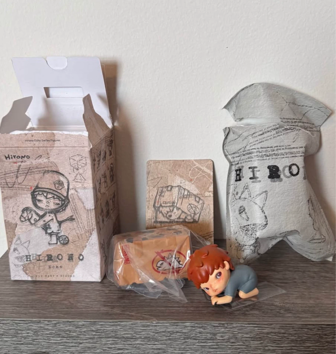 HIRONO Echo Series Figure — Caught You