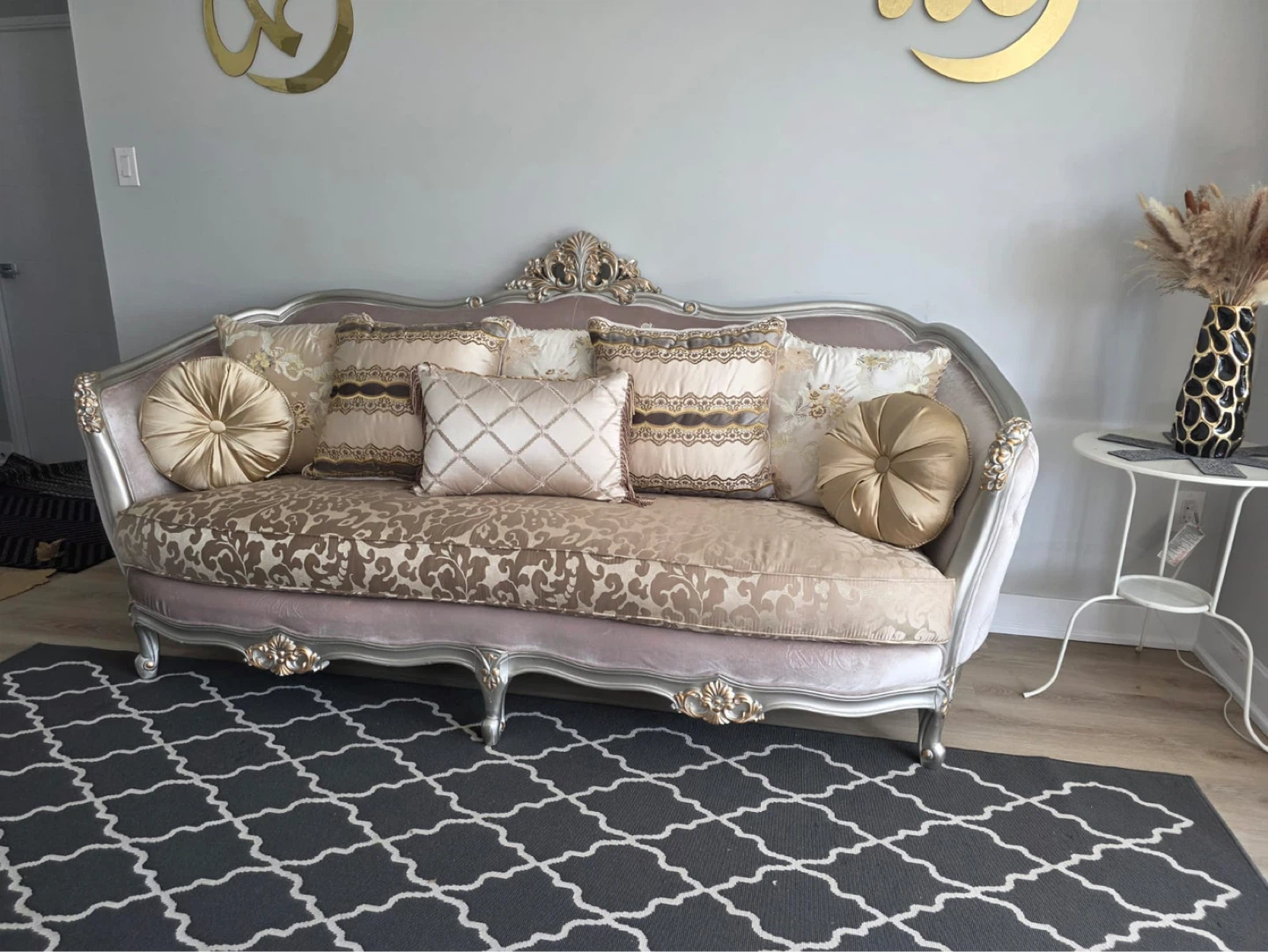 Elegant Royal Sofa – Moving Out Sale! - photo 2