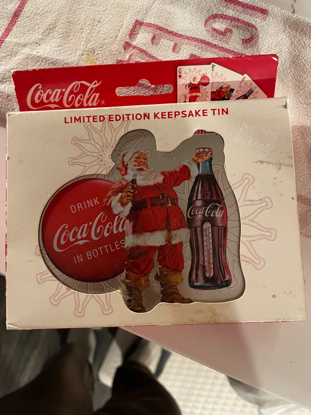 Coca-Cola Holiday Gift Basket with Popcorn and Playing Cards - photo 3