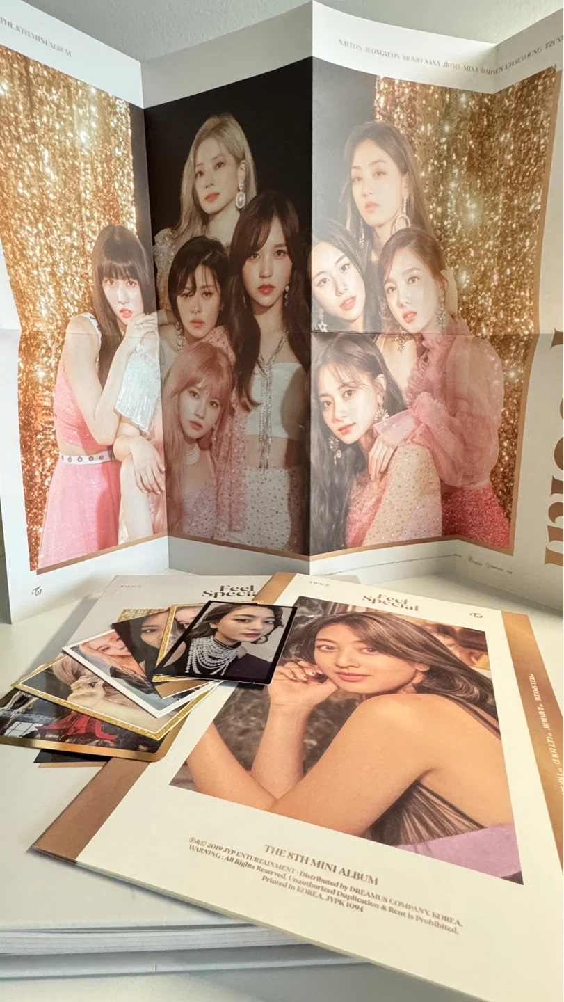 TWICE “Feel Special” 8th Mini Album