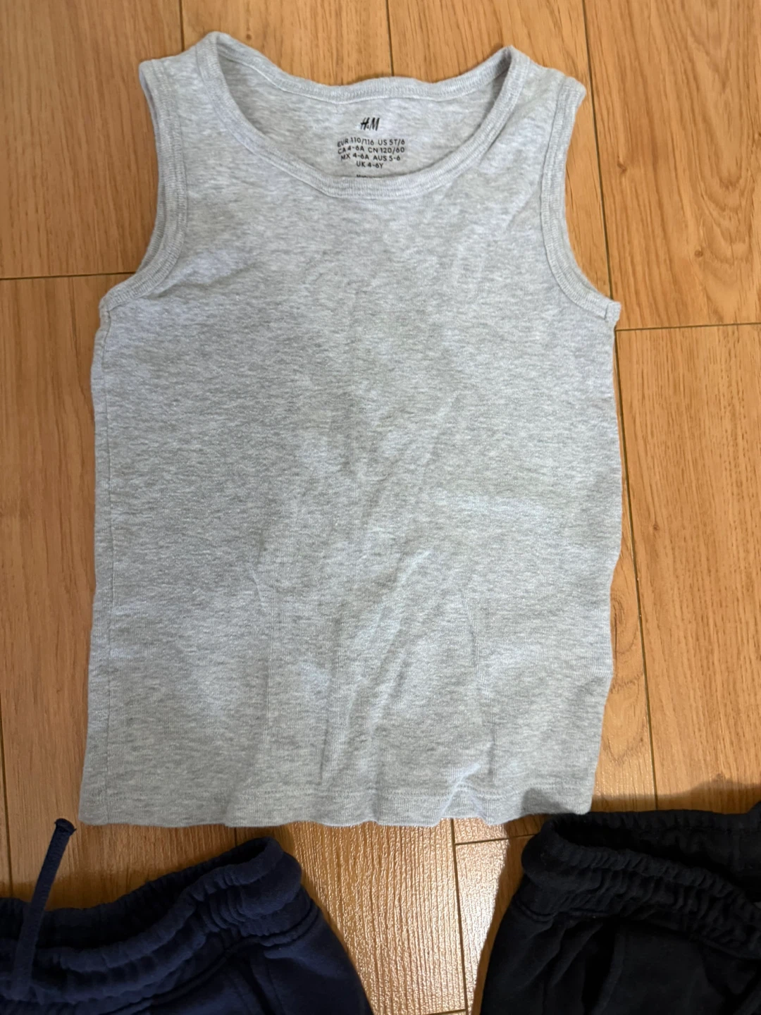 5/6 bits cargo shorts and tank bundle - photo 4