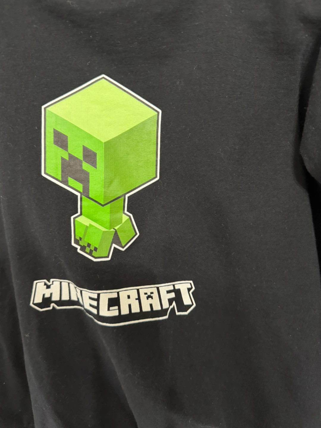 Size 5 Minecraft sweater - photo 2