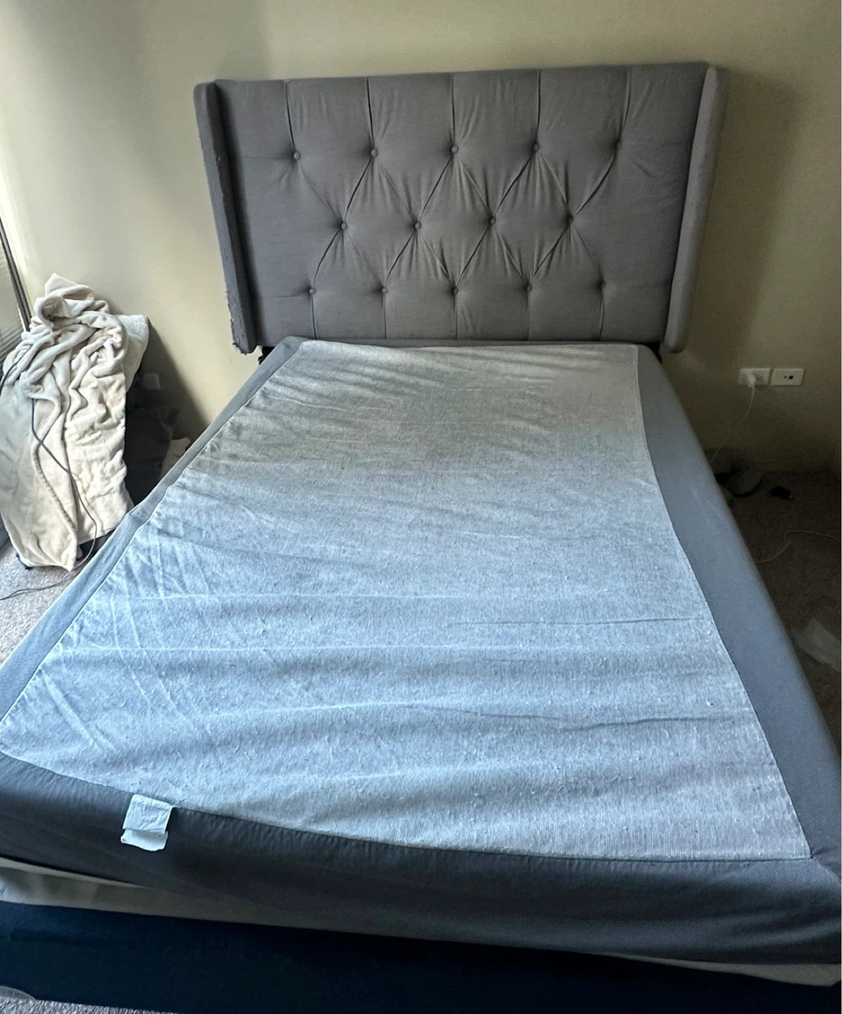 Full size bed(everything included!)