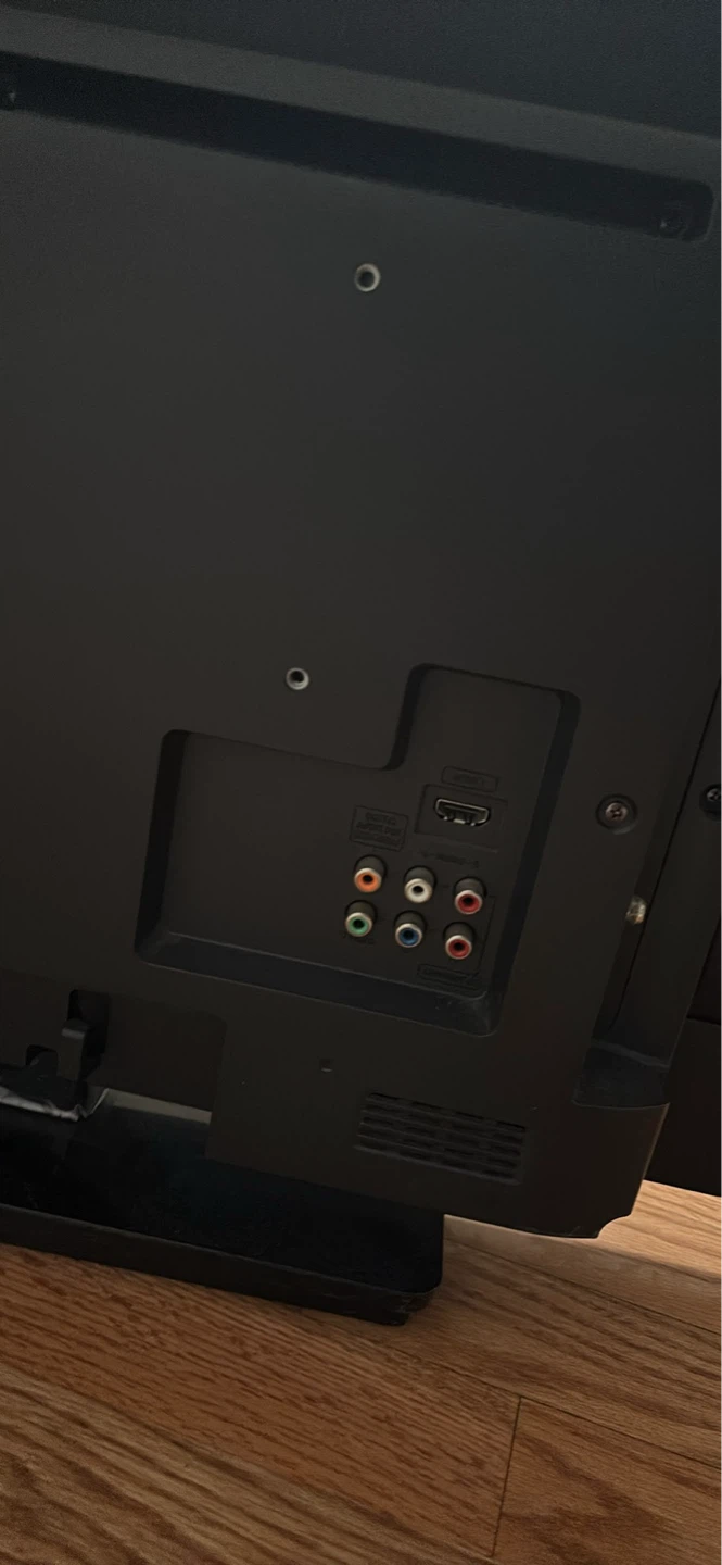 Funai Flat Screen TV – Great Condition - photo 4