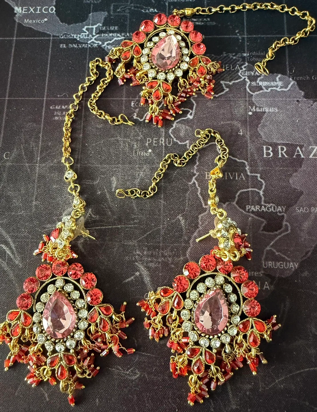 Gold-tone Necklace and Earring Set with Red and Pink Stones - photo 2
