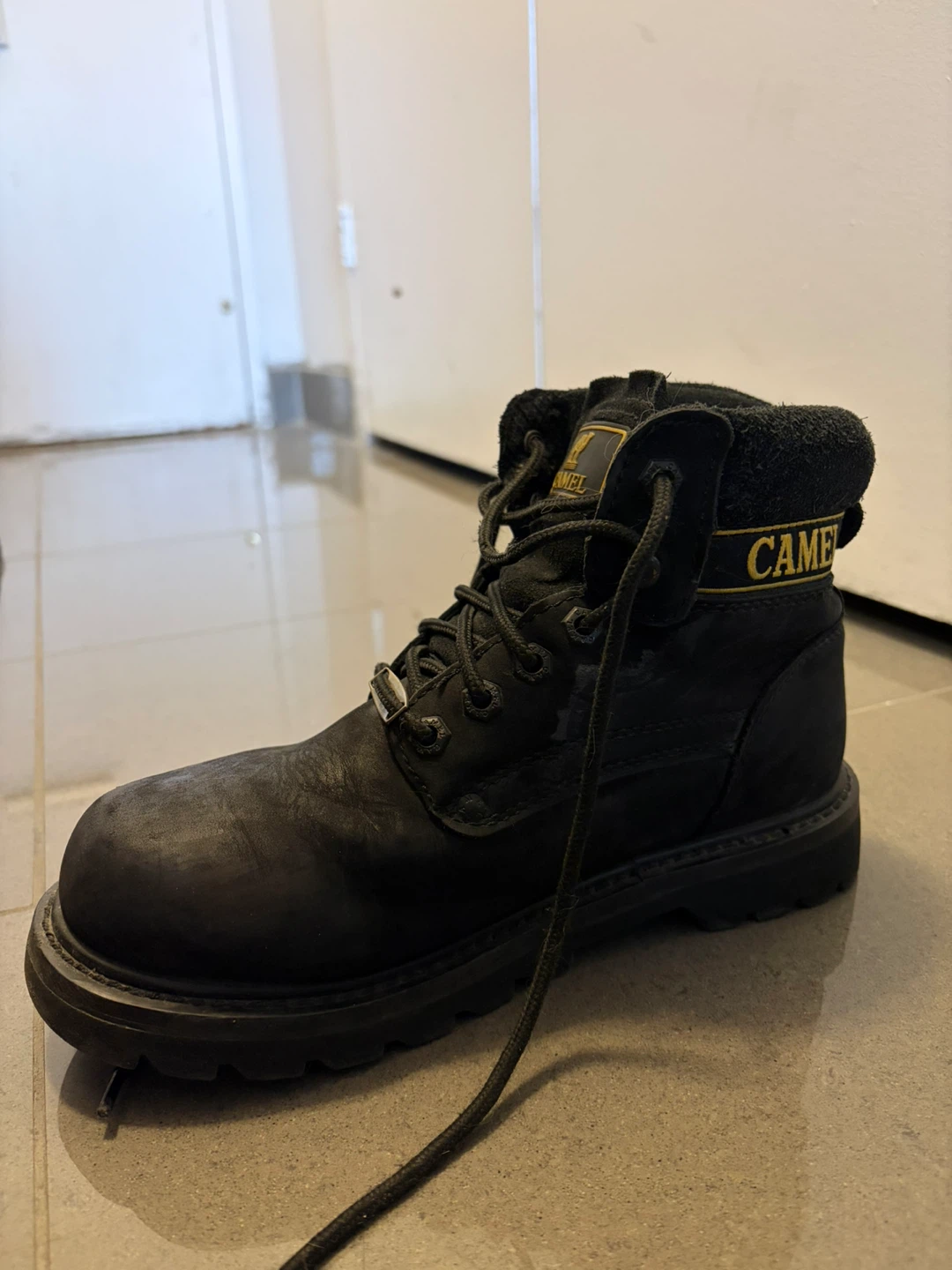 Camel black combat boots - size 9 - photo 2
