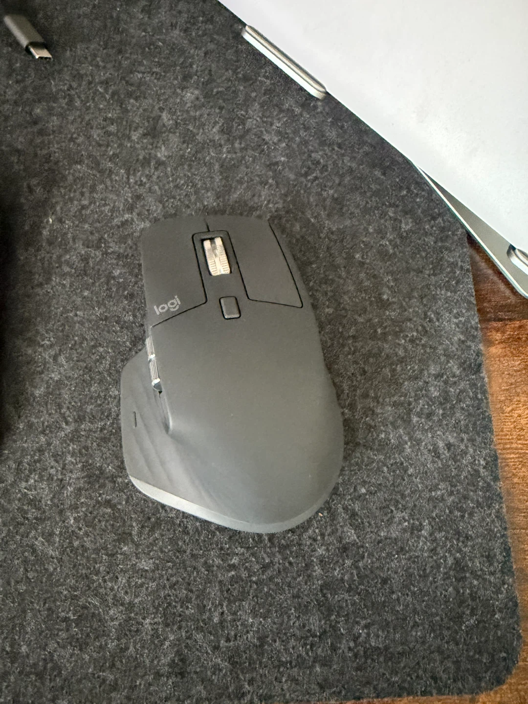 Logitech MX Master 3S Wireless Mouse + MX Keys S - Graphite - photo 2