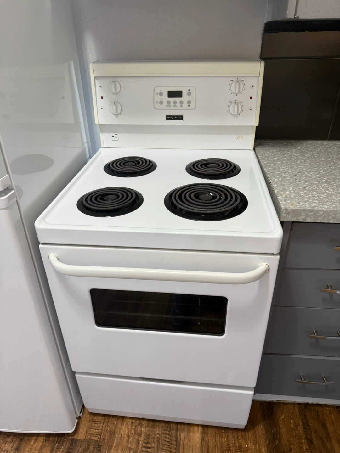 Abreoud Cleaning Co. Professional Cleaning Services - photo 5