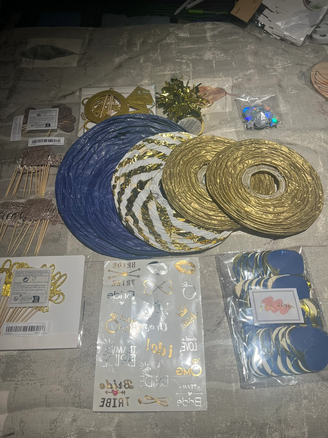Bride to Be Party Decorations Bundle - photo 4