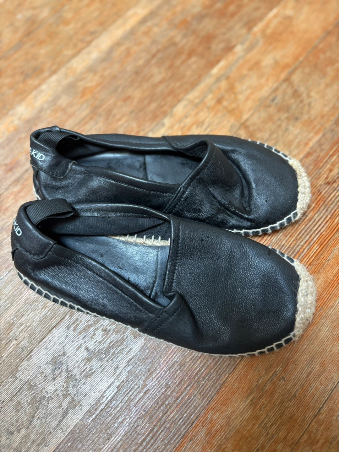 AKID Black Leather Espadrille Flats - photo 5