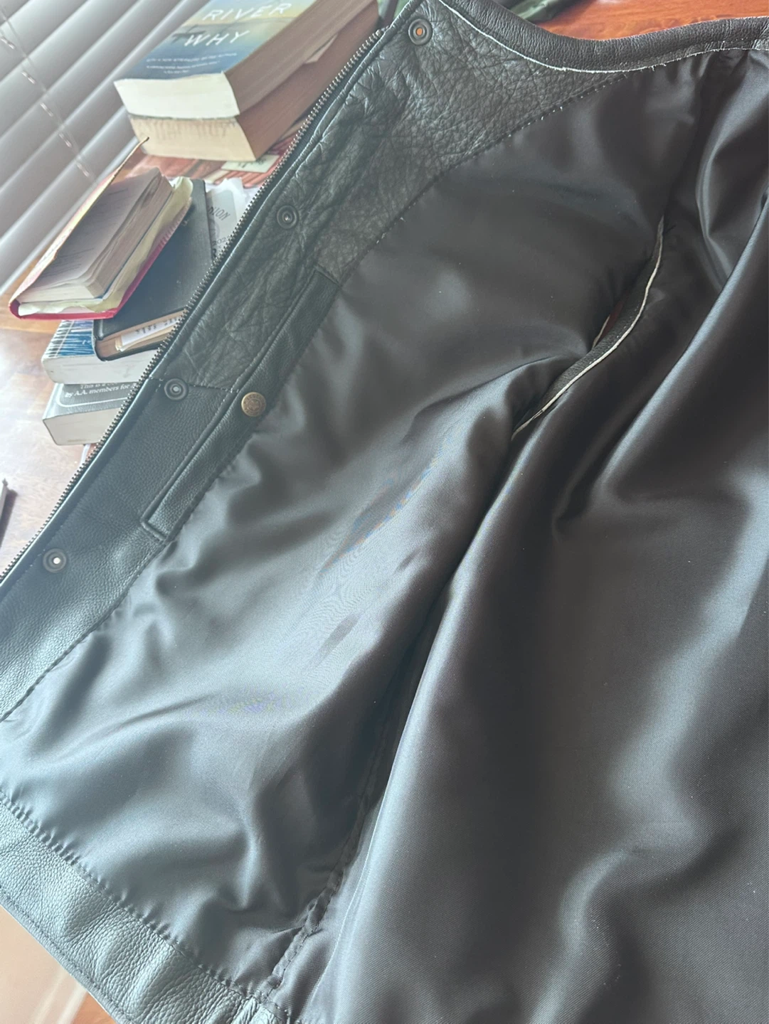 Legendary USA Leather Vest Size 40 - photo 5