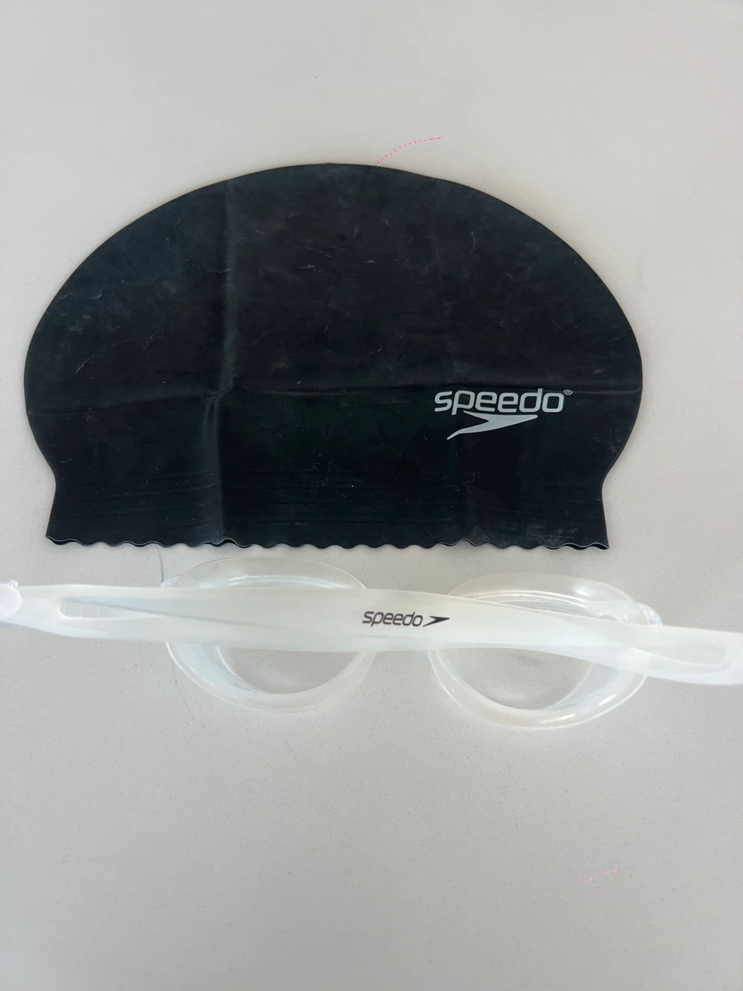 Speedo Swim Goggles and Black Swim Cap - photo 2