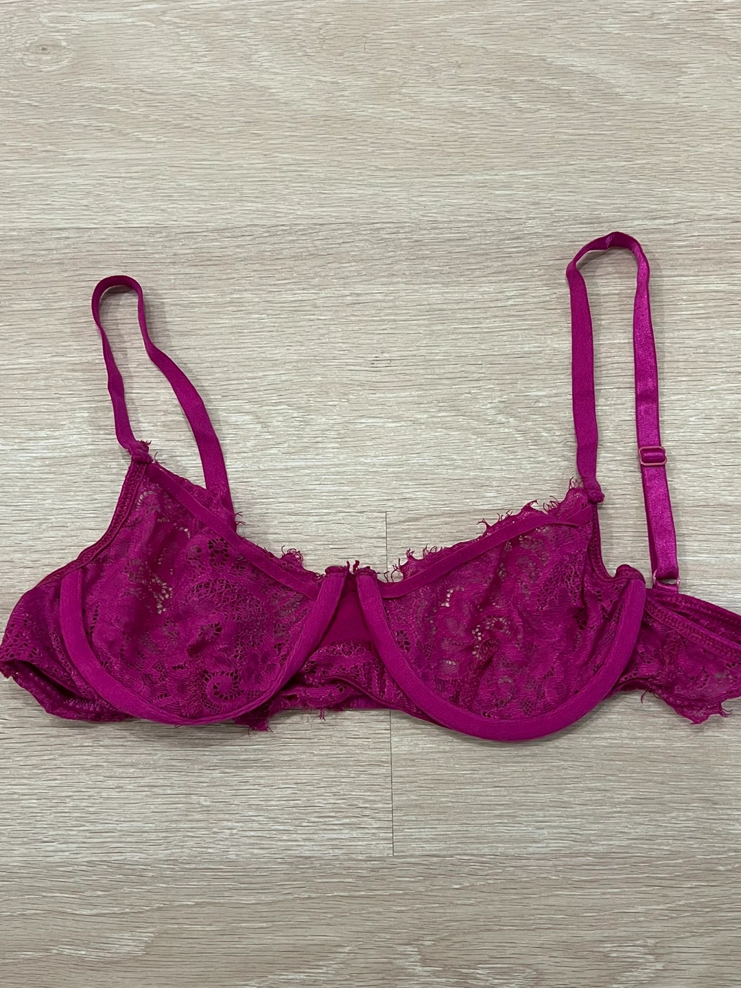 Dark Pink Lace Bra S