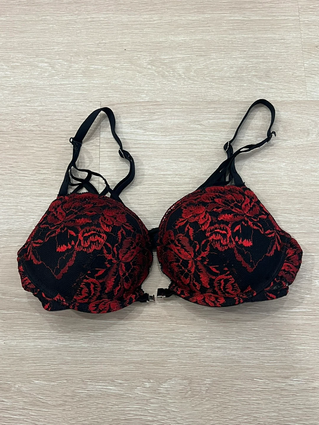 Victorias Secret Black and Red Lace Bra