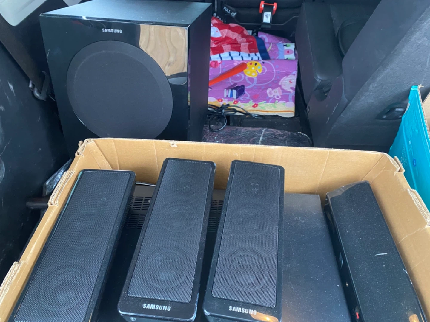 Samsung Home Theatre System Speakers and Subwoofer