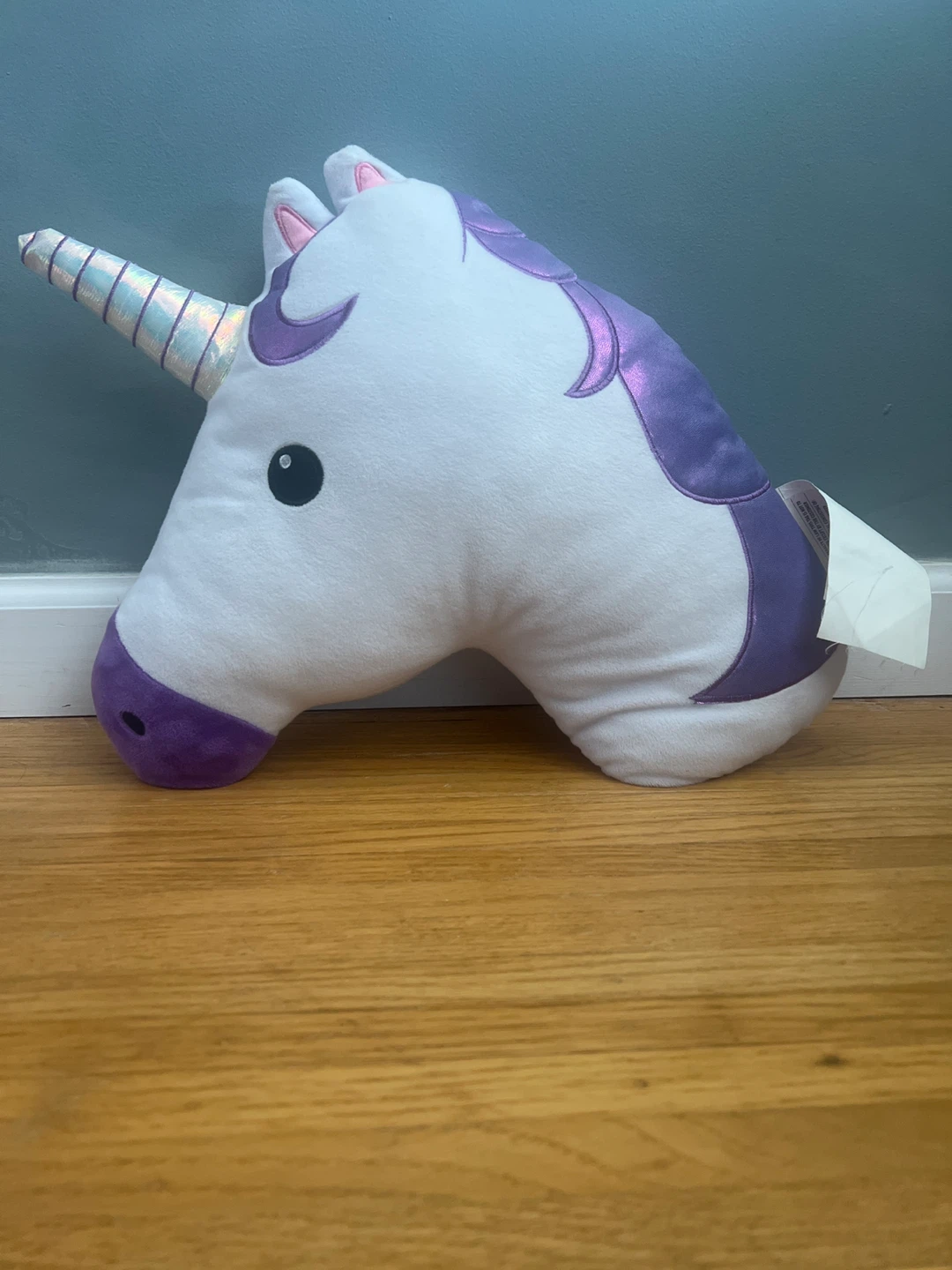 Unicorn emoji pillow - photo 2