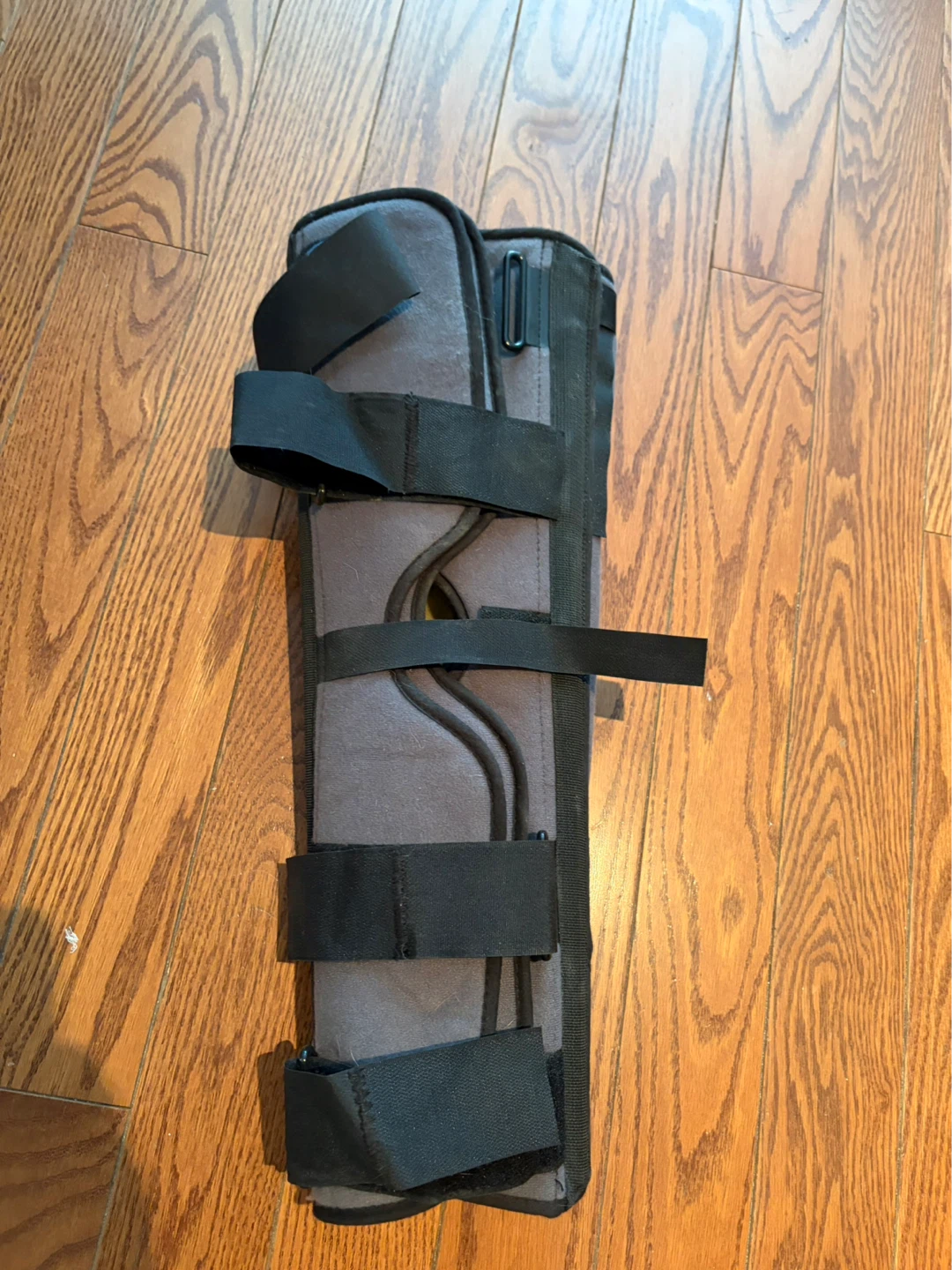 Adjustable Knee Brace with Straps - photo 2