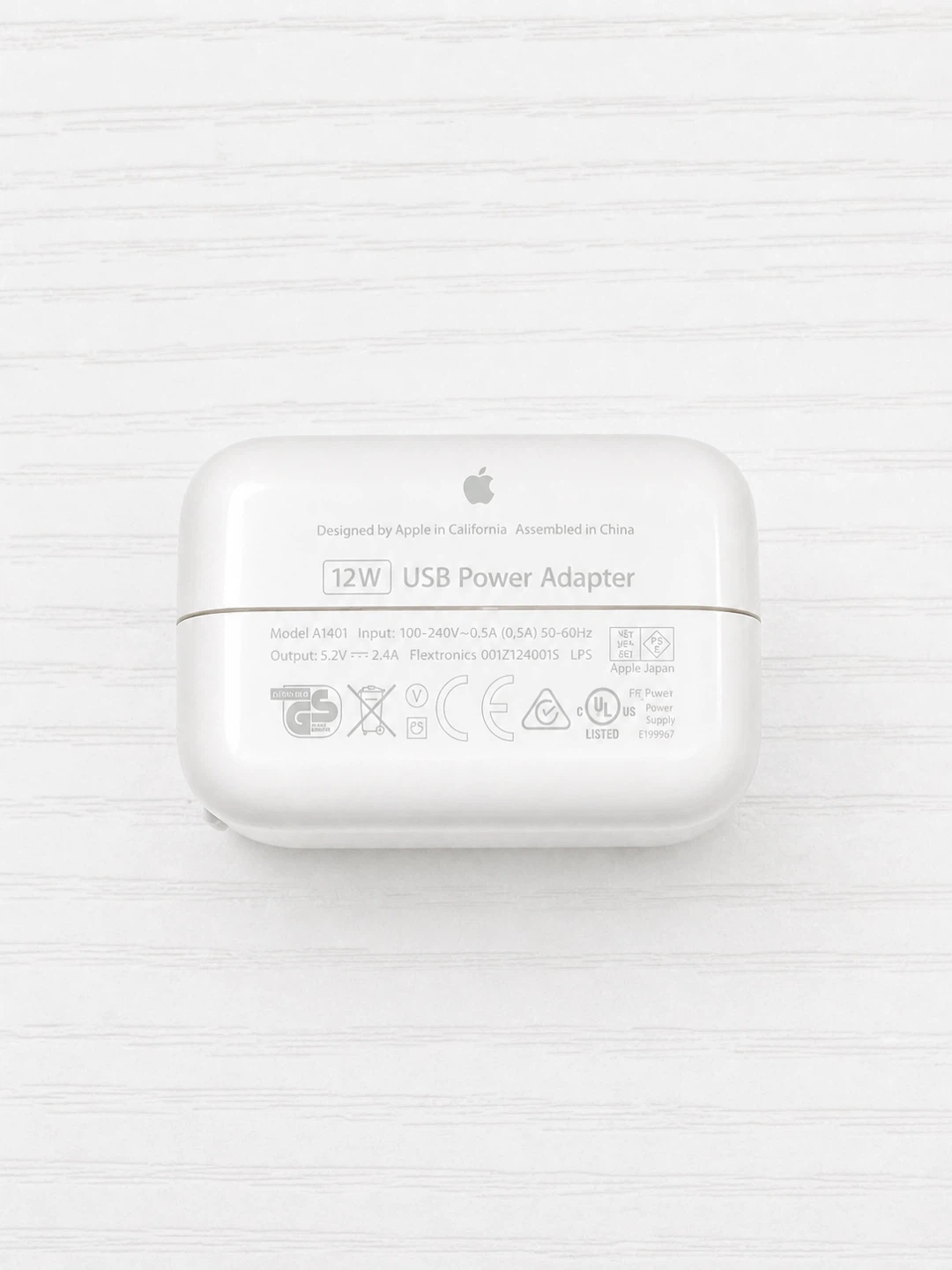 Apple 12W USB Power Adapter A1401 - photo 3