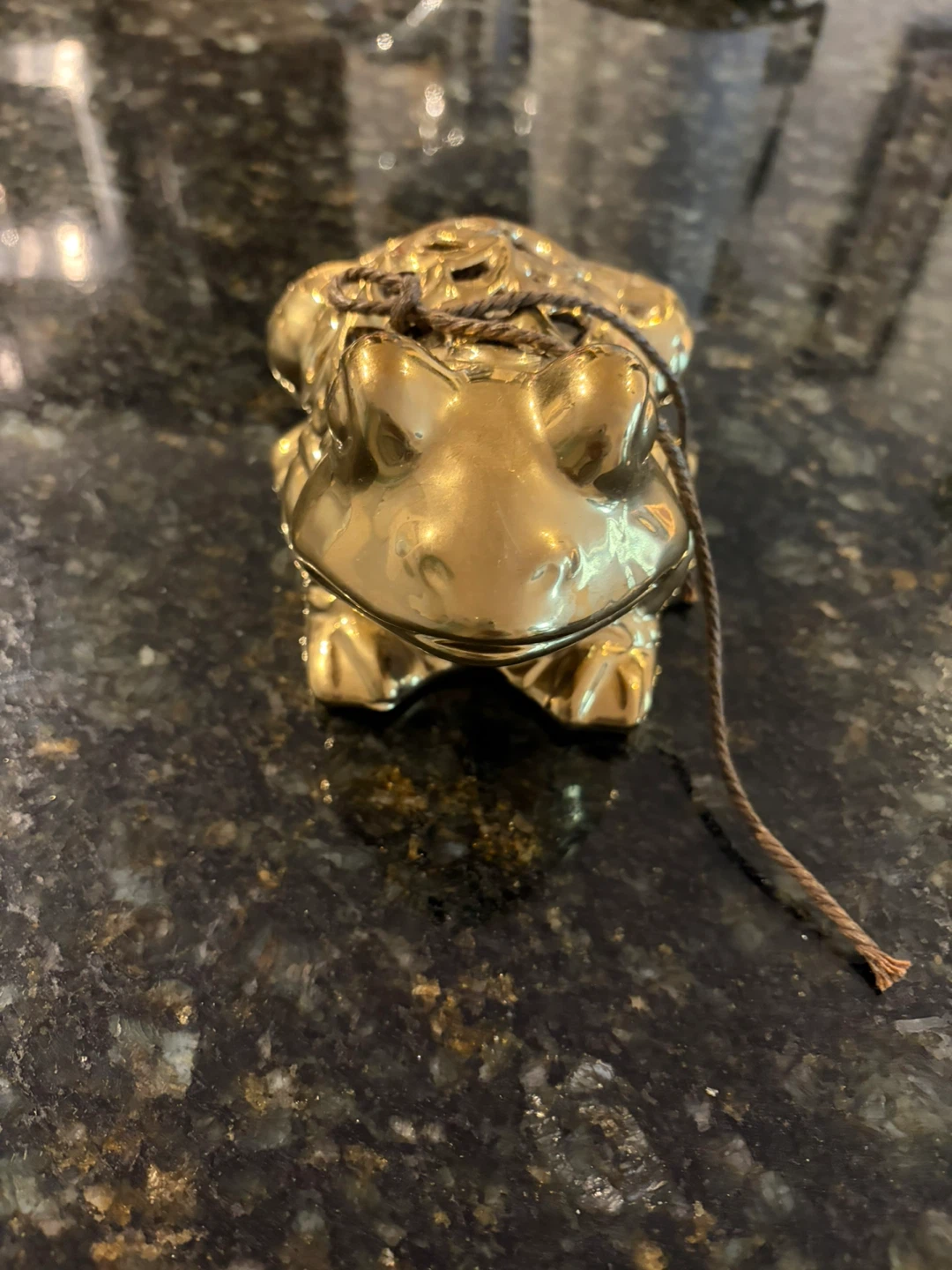 Gold Frog Decor - photo 4