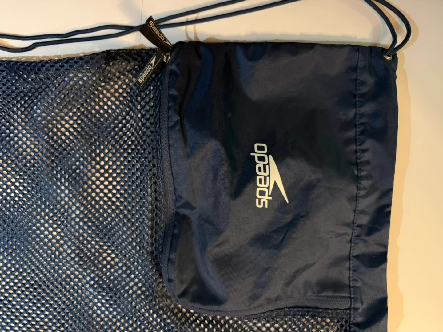 Brand new Speedo Deluxe Ventilator Mesh Equipment Backpack - photo 2