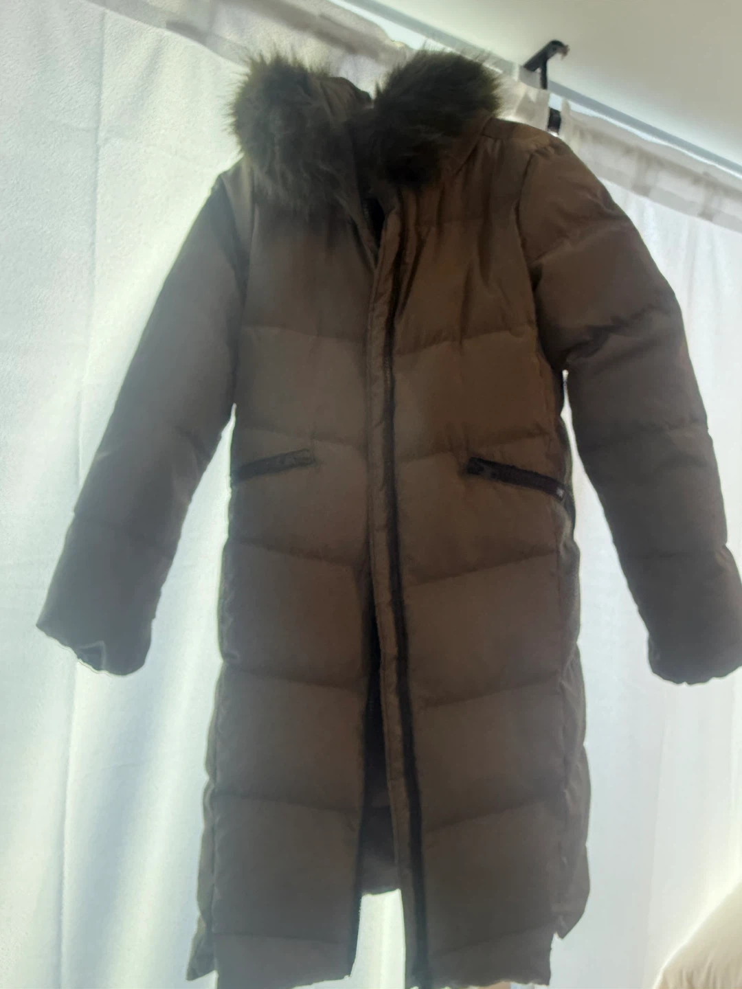 Stradivarius Puffer Coat with Fur Hood. Small. Olive green