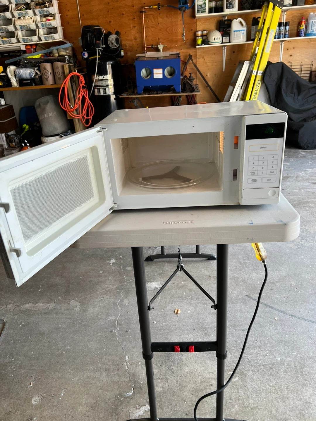 Small Microwave - photo 5