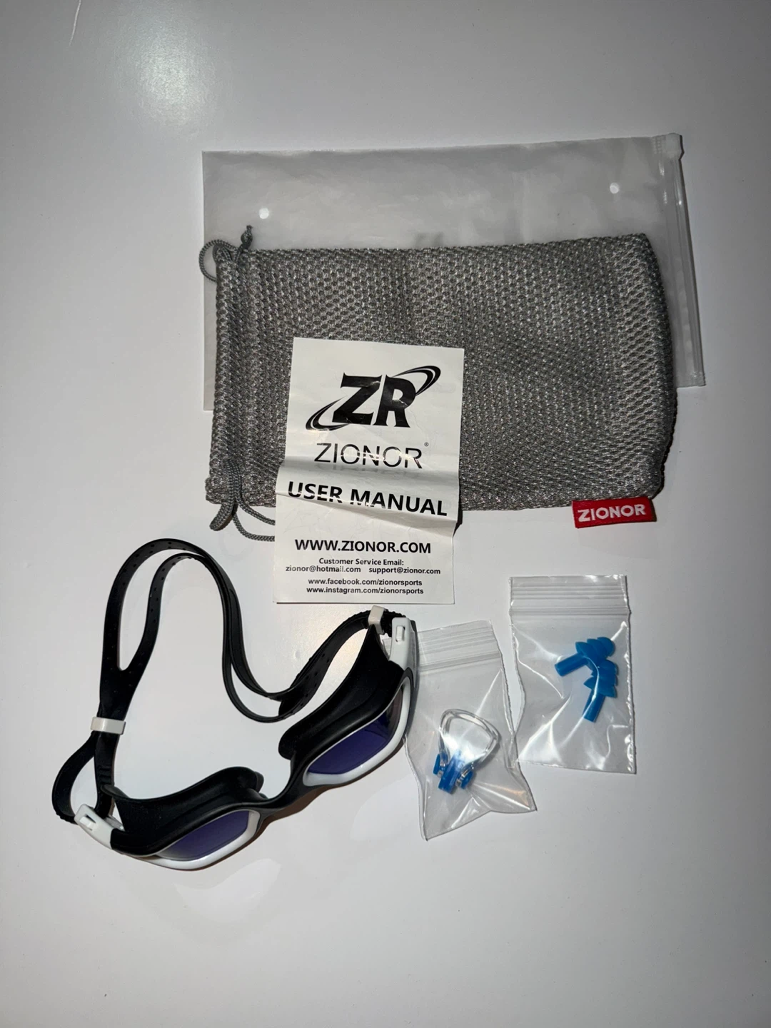 Swimming goggles New - photo 2
