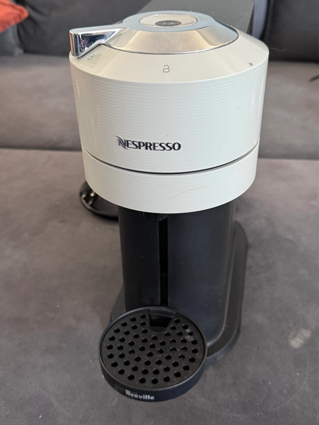 Nespresso Vertuo Coffee Machine - photo 2