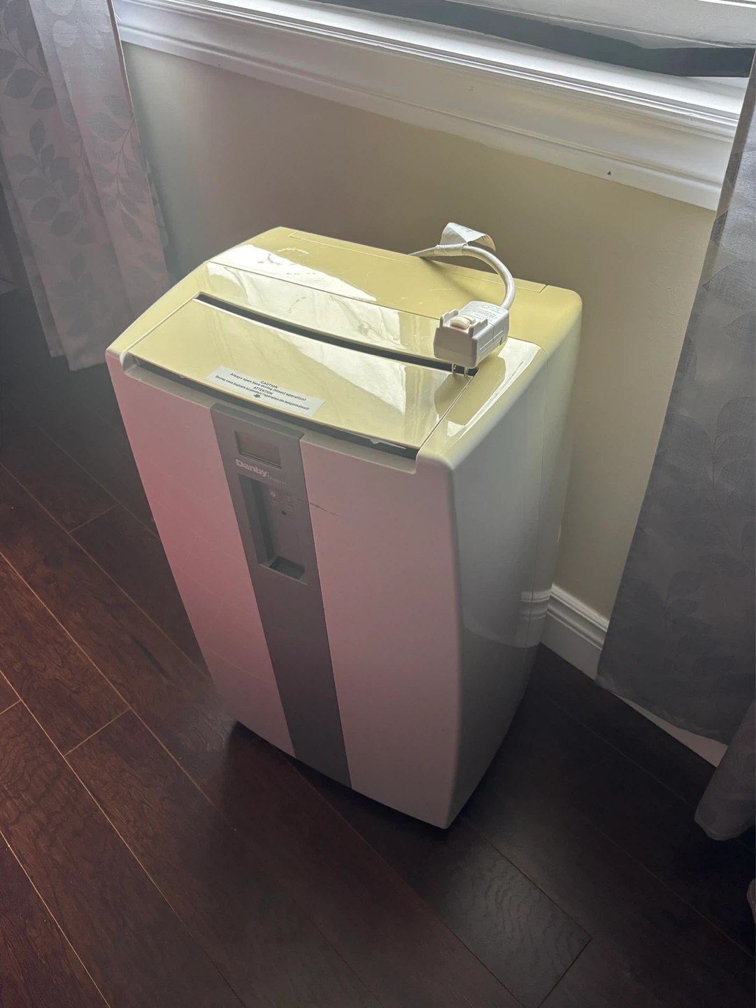 Danby Designer 11,000y BTU Portable Air Conditioner