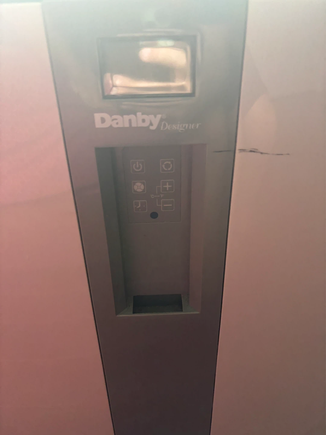 Danby Designer 11,000y BTU Portable Air Conditioner - photo 2