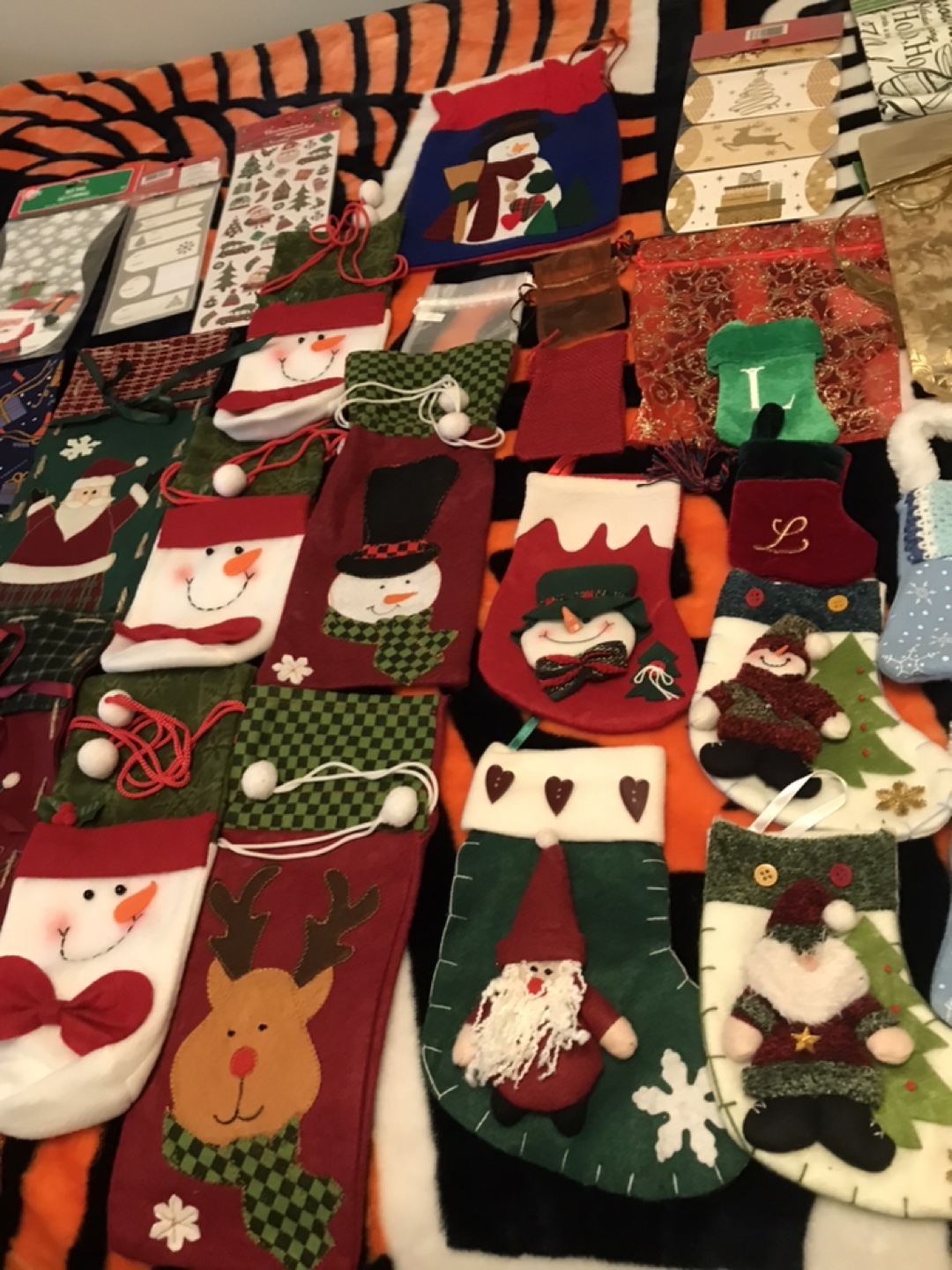 Lot of 32 Christmas bags - photo 3