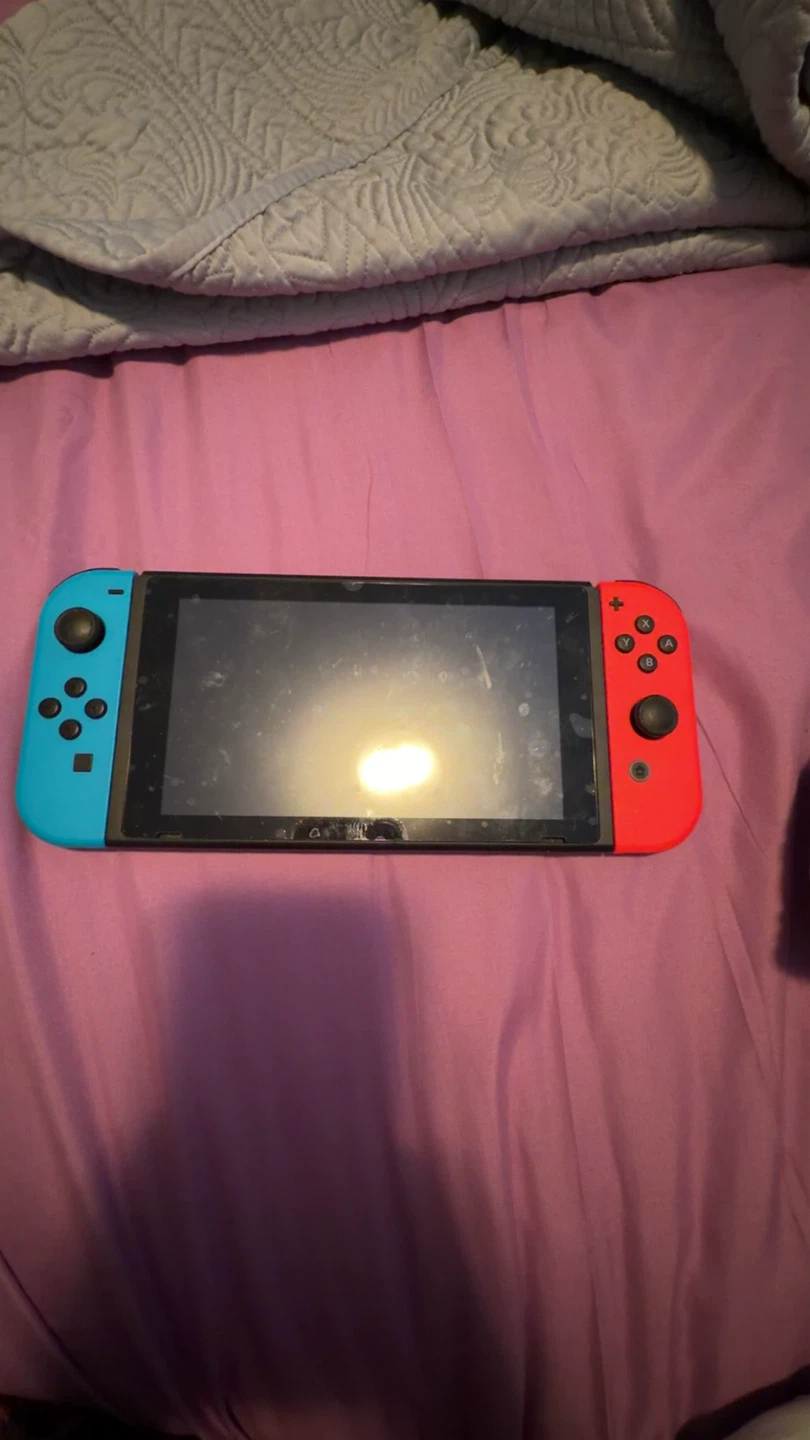 Nintendo Switch Console - Blue and Red Joy-Cons - photo 2