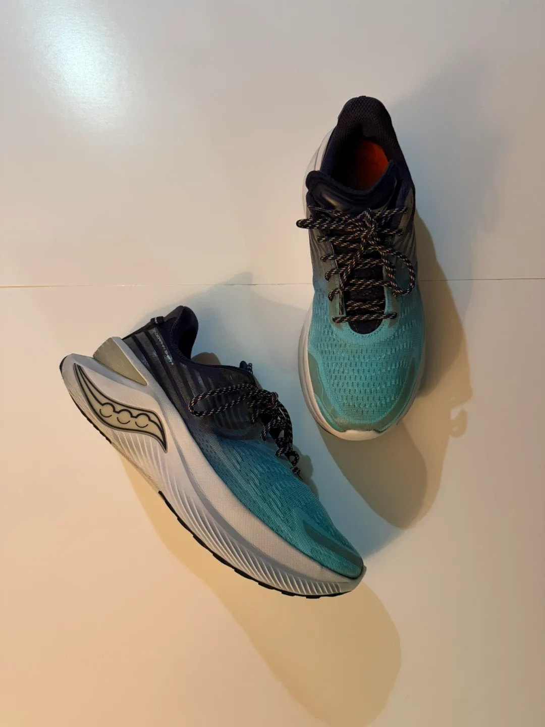 Saucony Endorphin Shift 3 running shoes