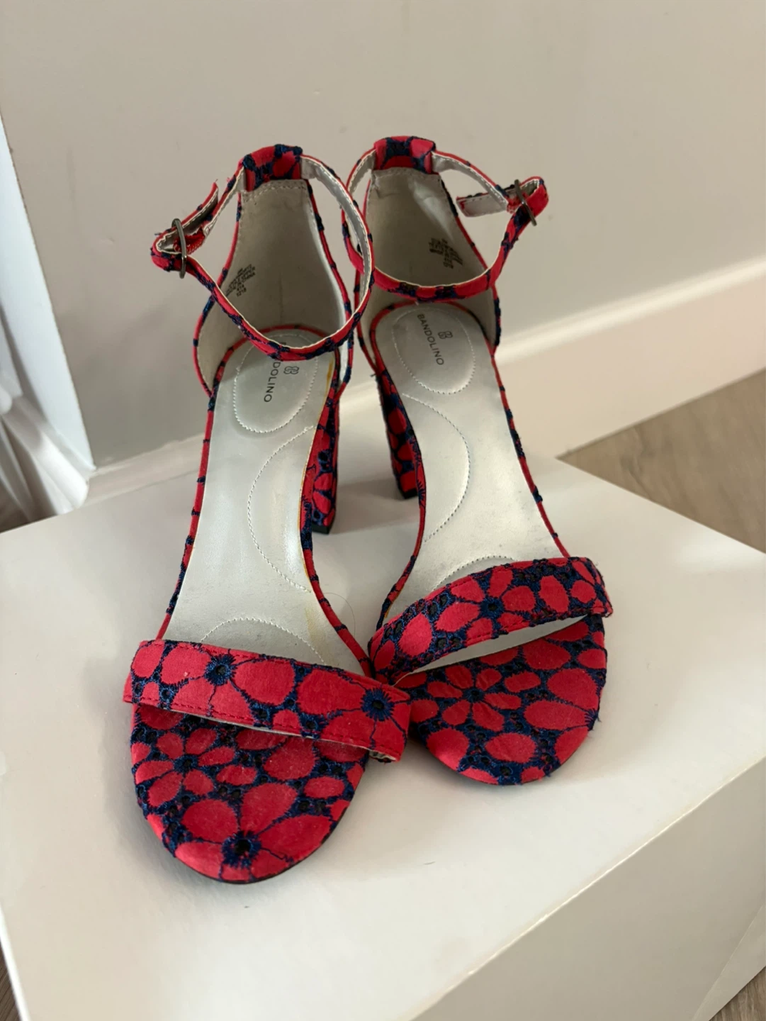 Bandolino Red & Blue Floral Block Heel Sandals - photo 3