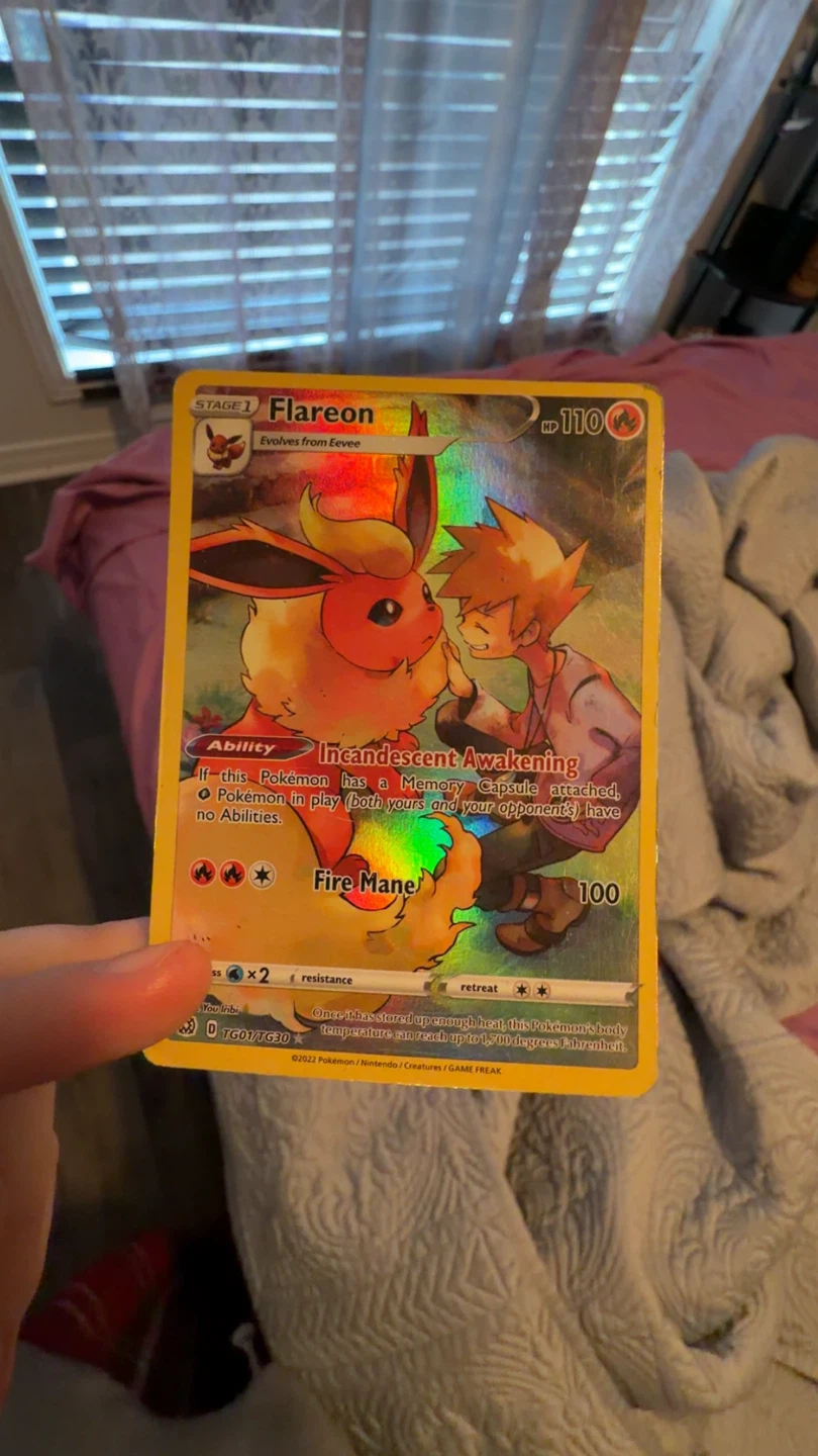 Pokemon Flareon Stage 1 TCG Card