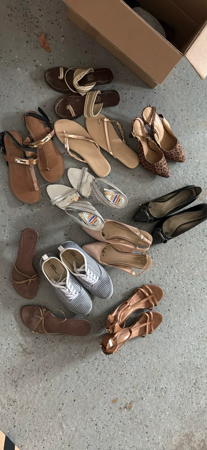 7.5/7 Assorted Women's Shoes - Various Brands & Styles