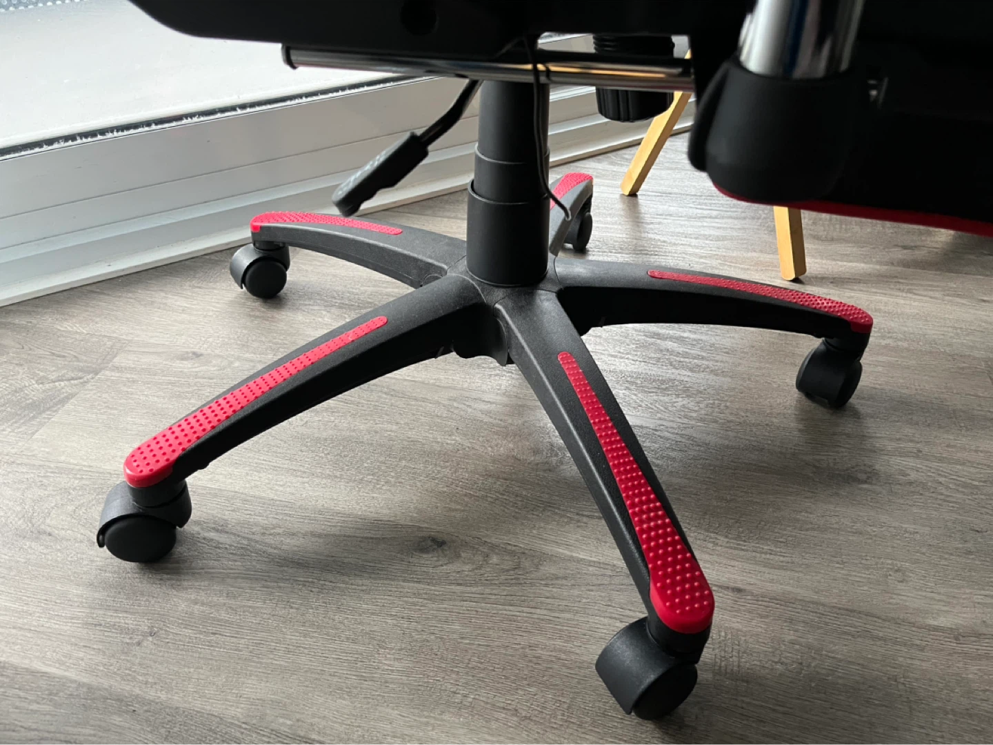 Morfan Gaming Chair - photo 4