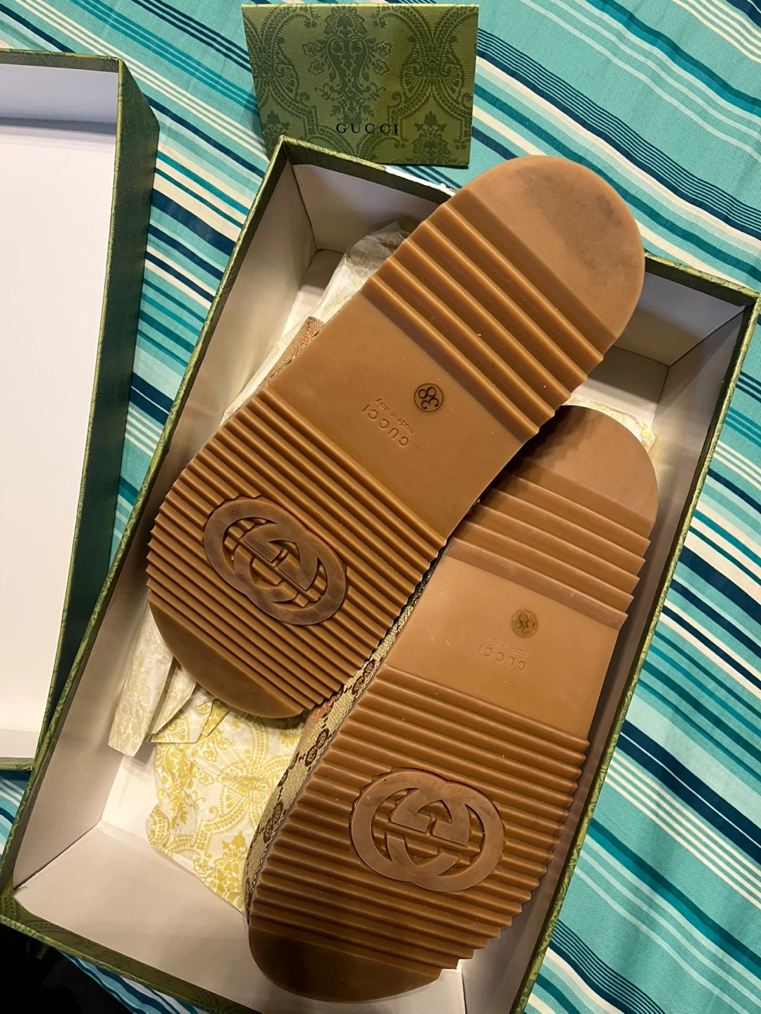 Gucci platform slide sandal - photo 3