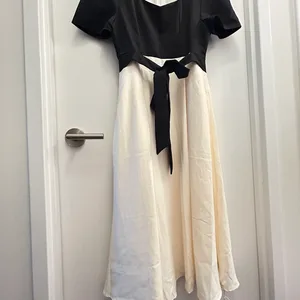 NEW- Two-Tone Midi Dress