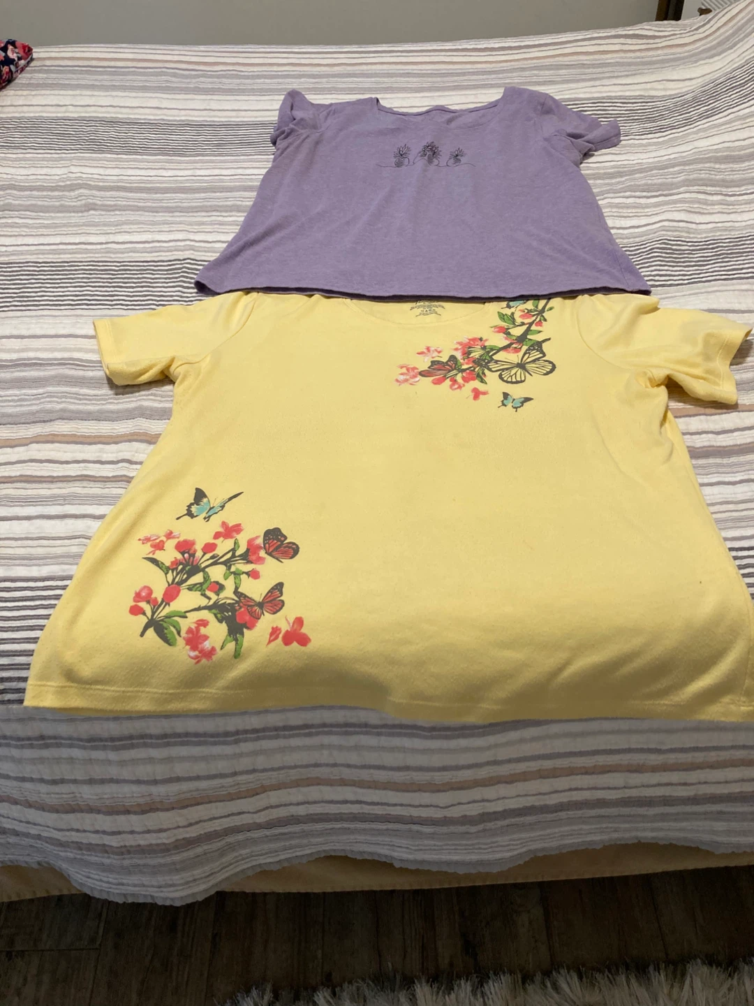 Bundle of plus size tops - photo 4