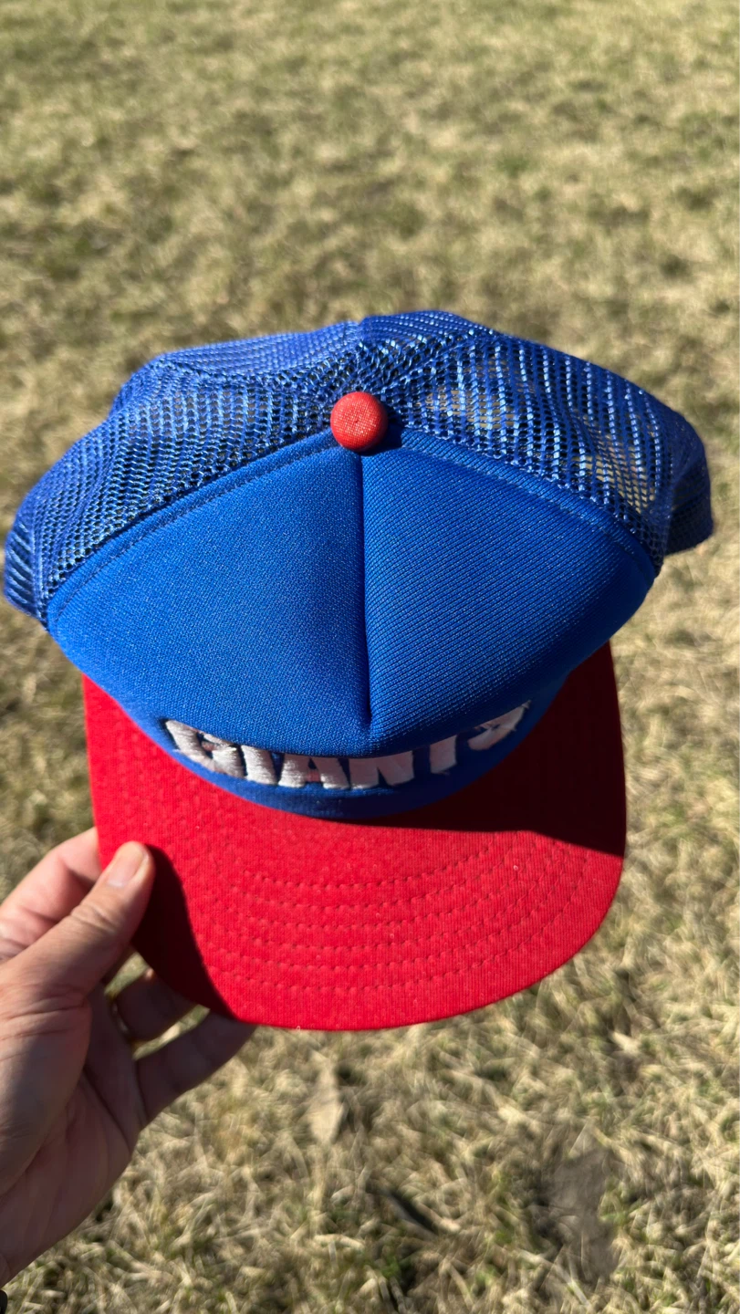 New Era Giants Trucker Hat - photo 2