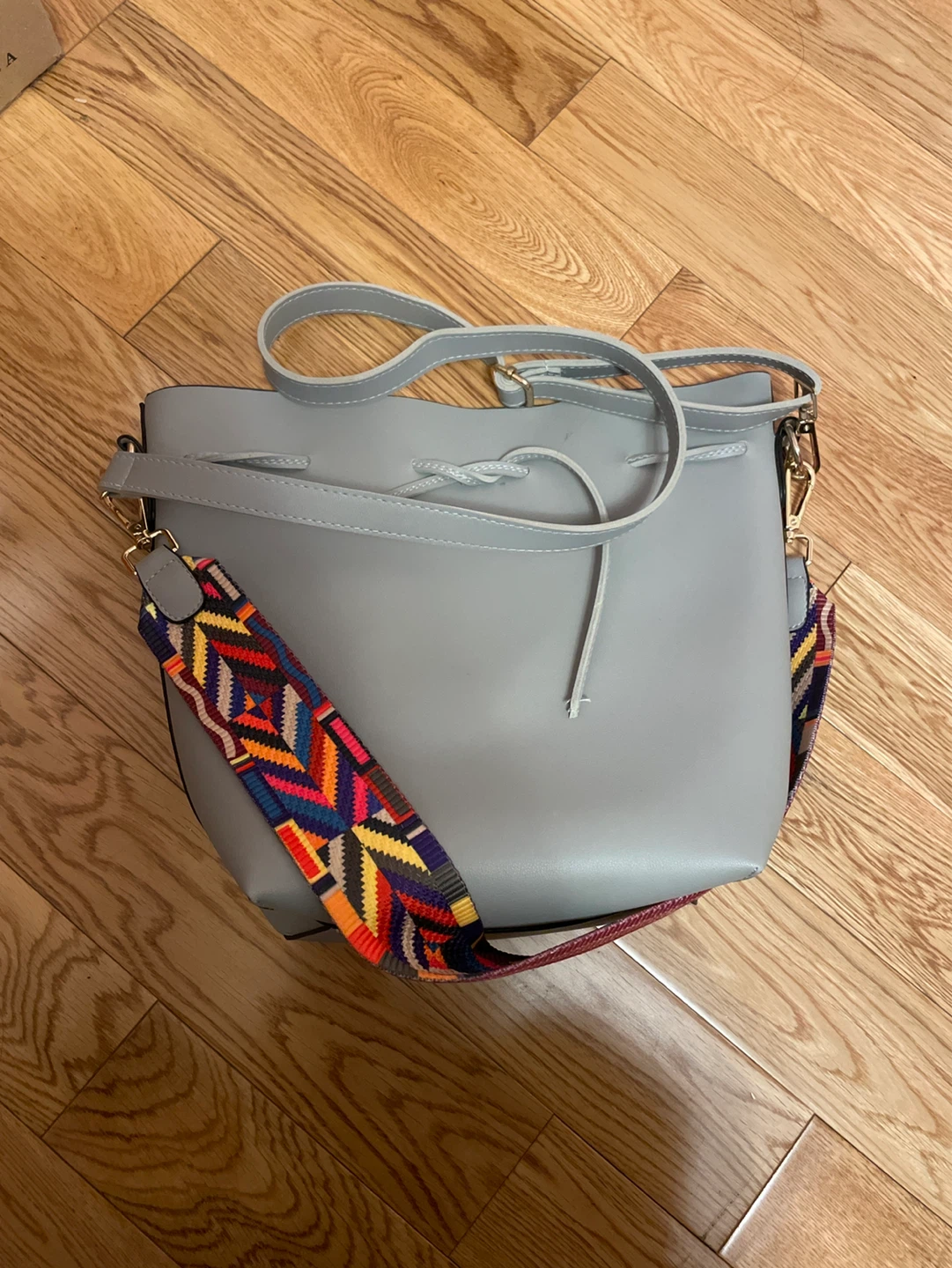Bucket bag with additional pouch
