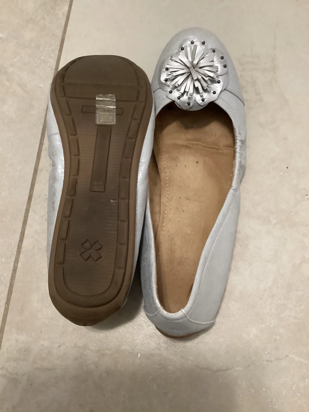 NATURALIZER SILVER BALLET FLATS - photo 2