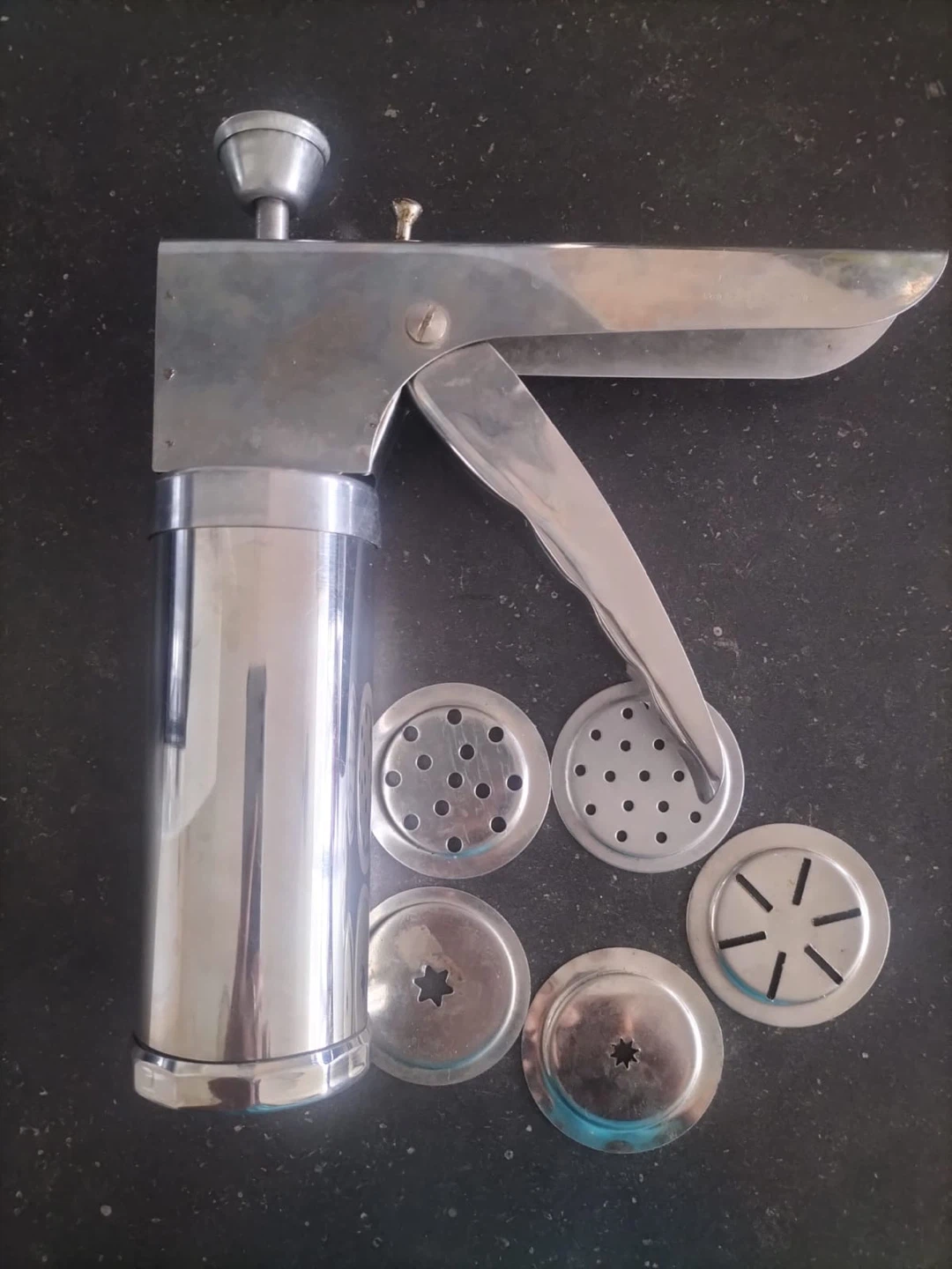 Kitchen Press Maker with 5 Discs - photo 3