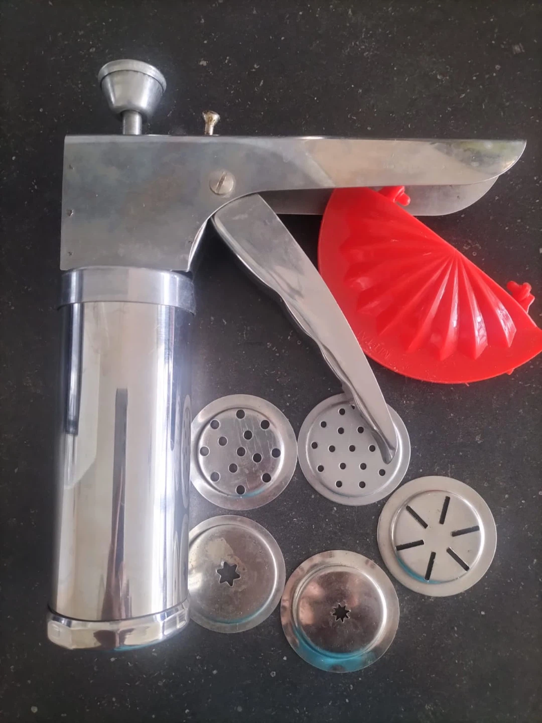 Kitchen Press Maker with 5 Discs